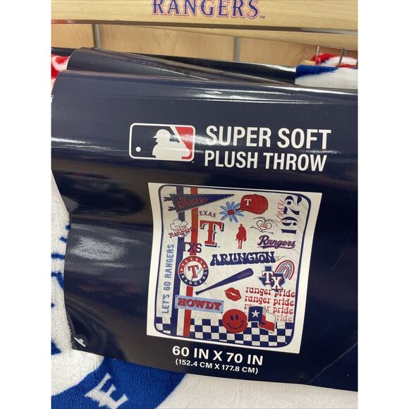 TEXAS RANGERS 60x70” Plush Blanket Throw MLB Baseball Tailgating Sports Fan Gift - Picture 2 of 6
